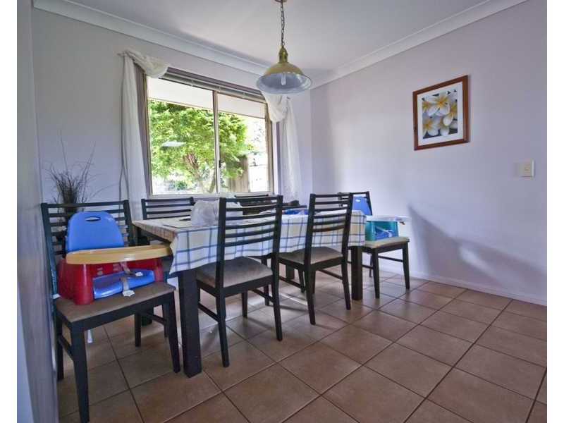 4 Cashel Crescent, Banora Point NSW 2486