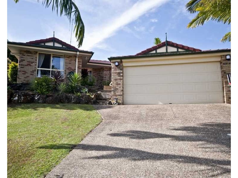4 Cashel Crescent, Banora Point NSW 2486