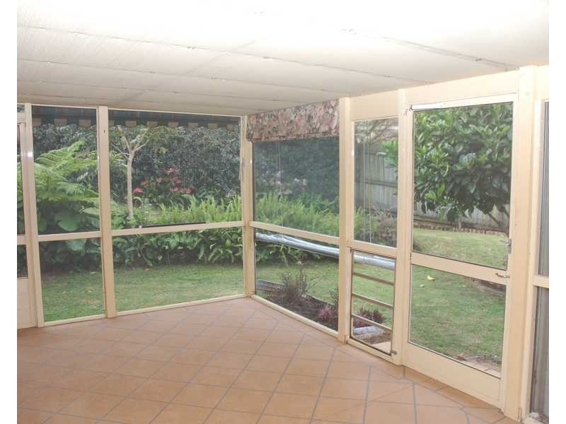 4 Cashel Crescent, Banora Point NSW 2486