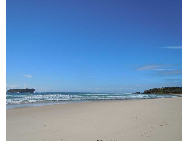 16B Bamberry Street, Fingal Head NSW 2487