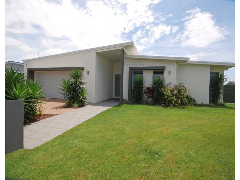 8 Pointbreak Cct, Kingscliff NSW 2487