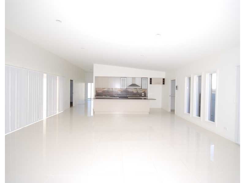 8 Tallows Ave, Kingscliff NSW 2487