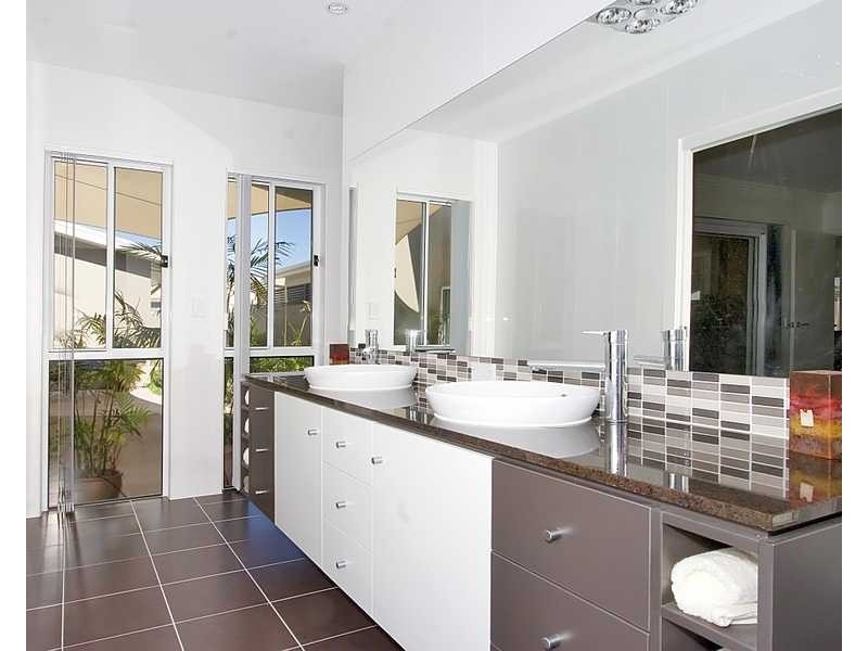 8 Tallows Avenue, Kingscliff NSW 2487