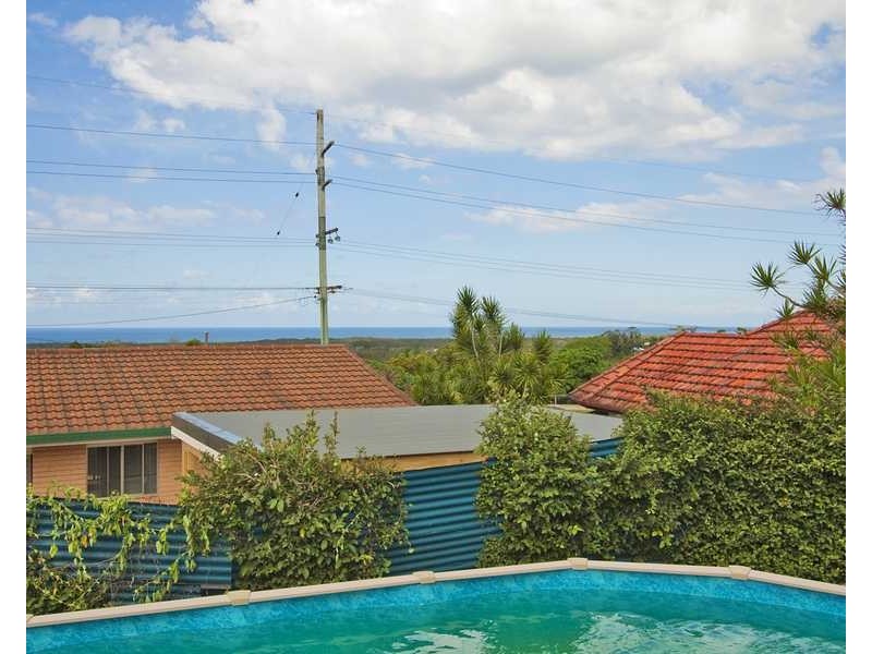 60 Pioneer Parade, Banora Point NSW 2486