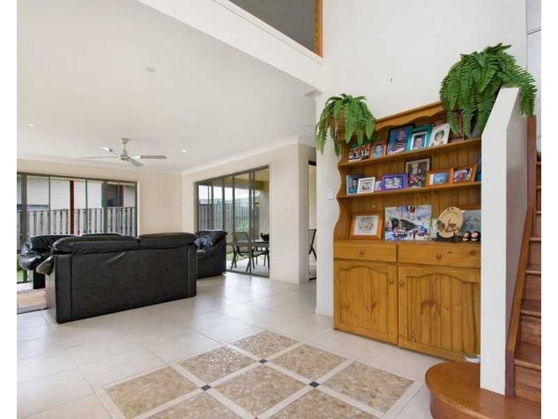 2/1 Cottonwood Lane, Casuarina NSW 2487