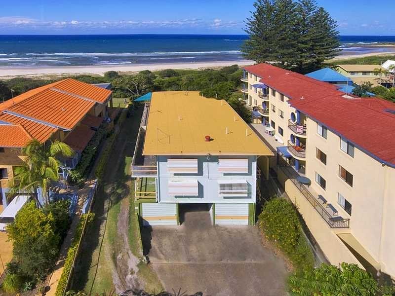 8 Tweed Coast Road, Hastings Point NSW 2489
