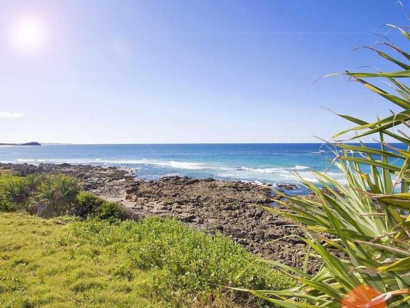 8 Tweed Coast Road, Hastings Point NSW 2489