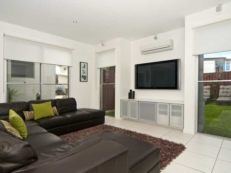 24 Boardrider Crescent, Coolum Beach QLD 4573