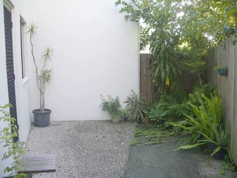 Unit 6/26 Greenoaks Drive, Coolum Beach QLD 4573