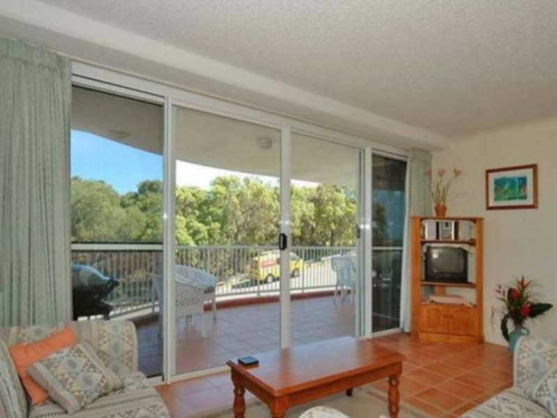 Unit 3/1 Andrew Street, Point Arkwright QLD 4573