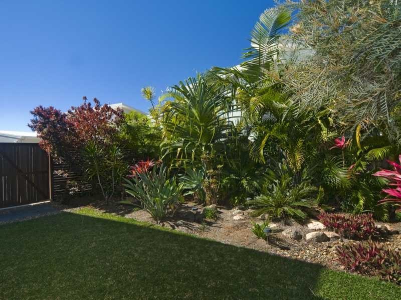 37 Boardrider Crescent, Coolum Beach QLD 4573