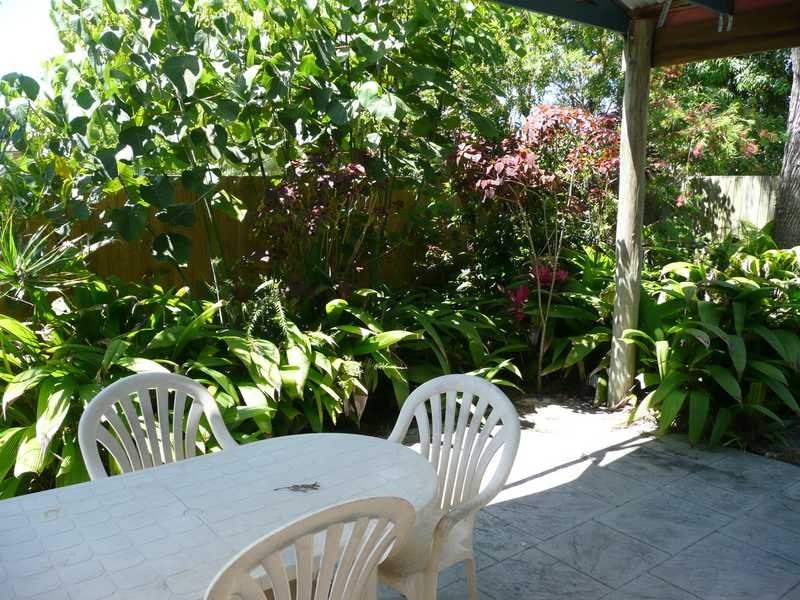 2 Lincoln Court, Coolum Beach QLD 4573