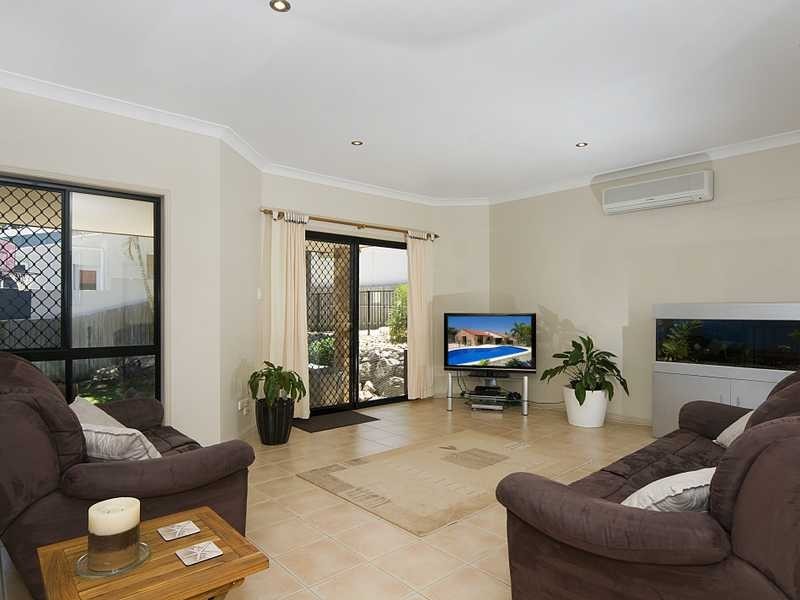 11 Parkview Parade, Peregian Springs QLD 4573