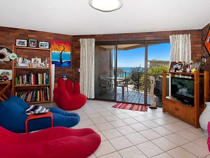 Unit 8/1682 David Low Way, Coolum Beach QLD 4573