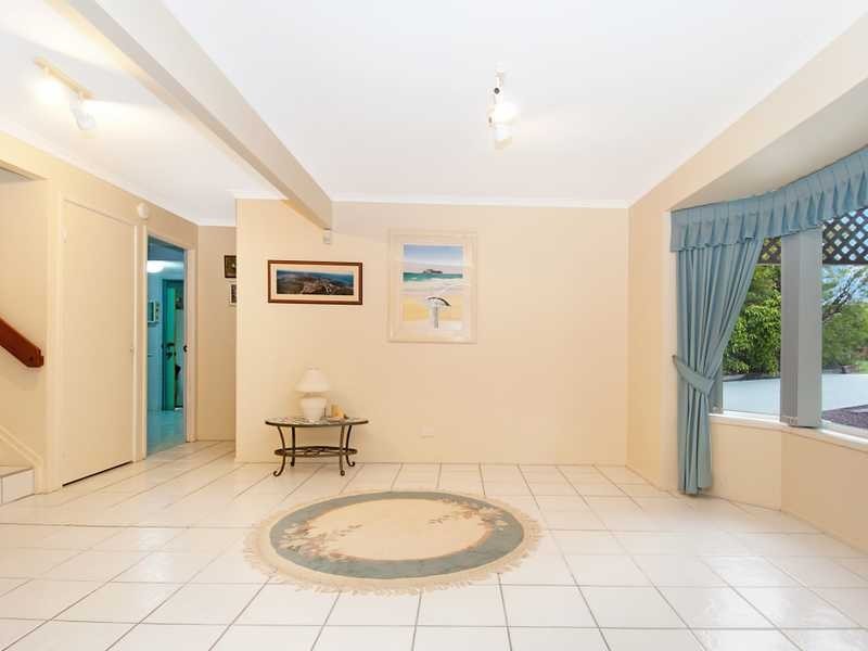 16 Marakari Crescent, Mount Coolum QLD 4573