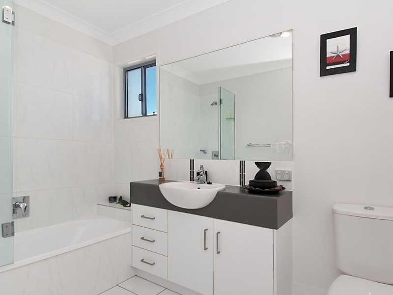 20 Ocean Keys Crescent, Mount Coolum QLD 4573