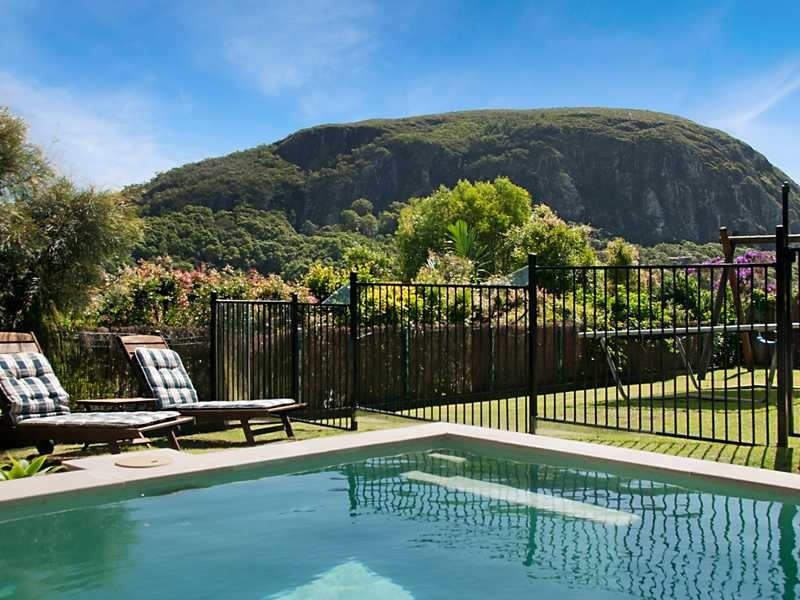 10 Marakari Crescent, Mount Coolum QLD 4573