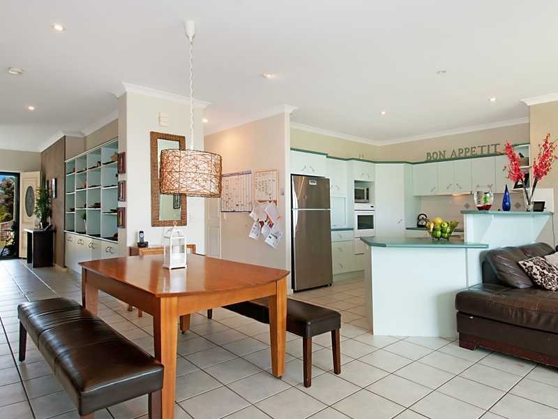 10 Marakari Crescent, Mount Coolum QLD 4573