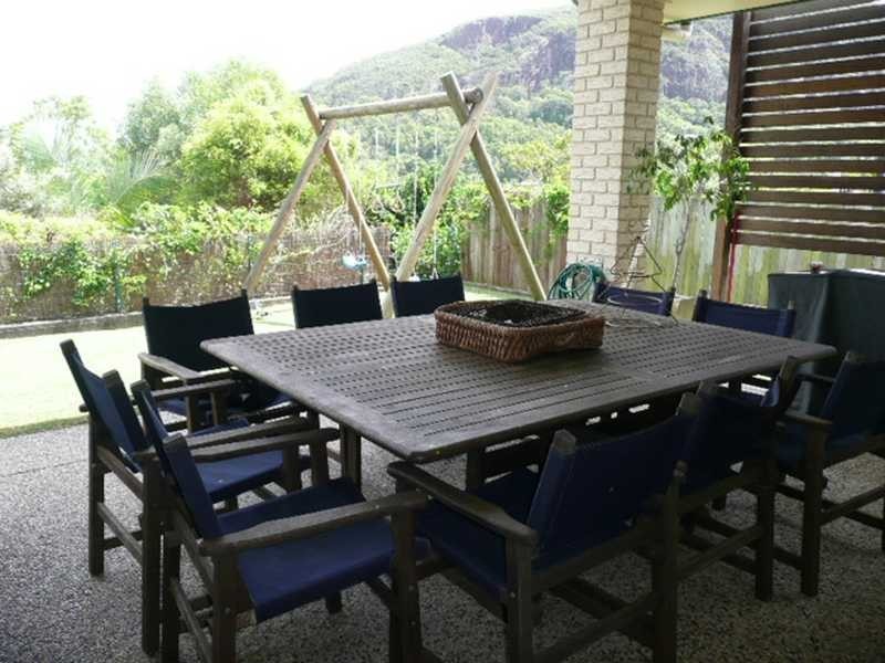 10 Marakari Crescent, Mount Coolum QLD 4573