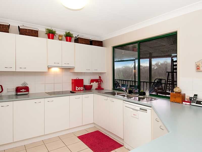7 Dharalee Court, Mount Coolum QLD 4573