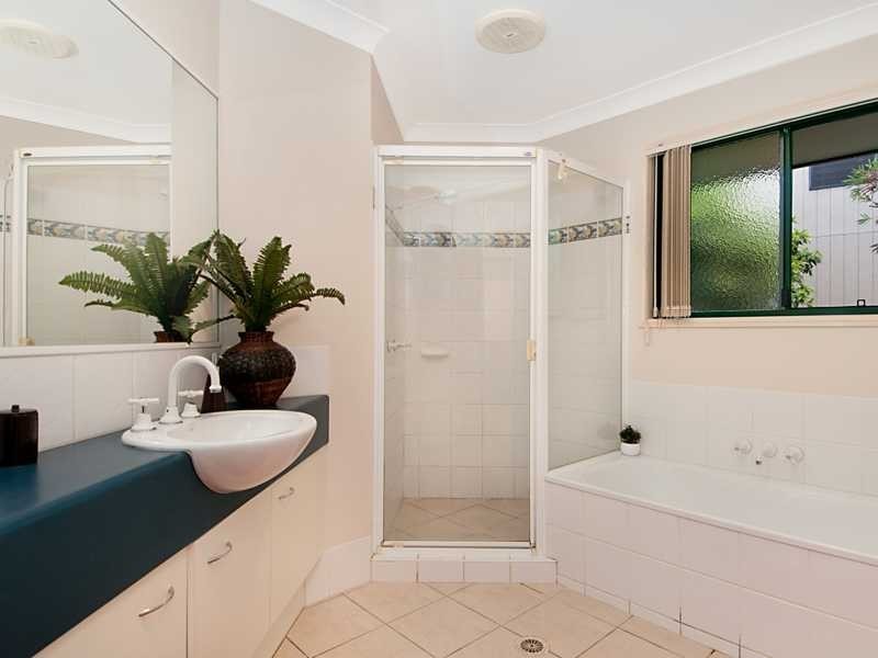 7 Dharalee Court, Mount Coolum QLD 4573