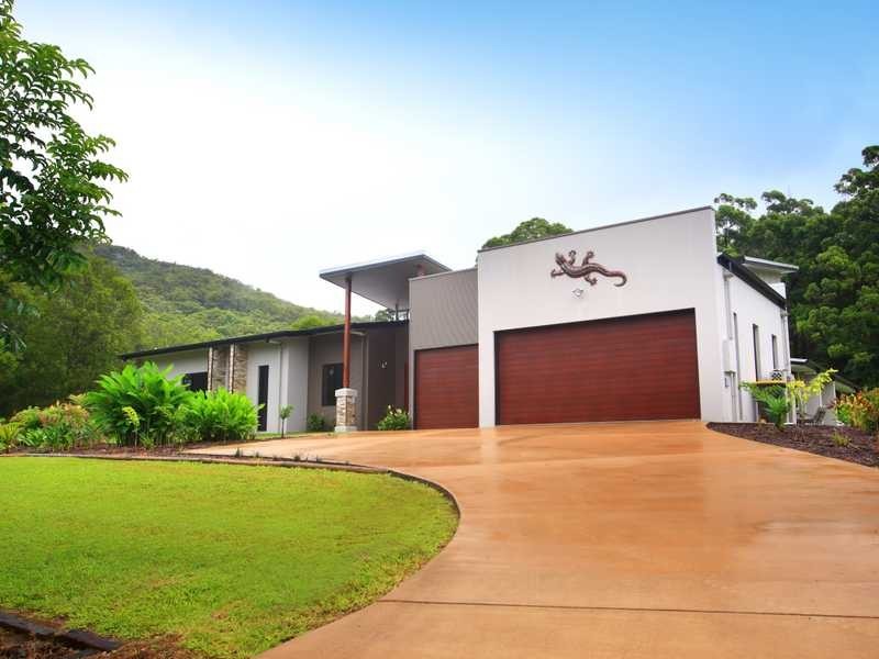 38 Golden Valley Place, Valdora QLD 4561