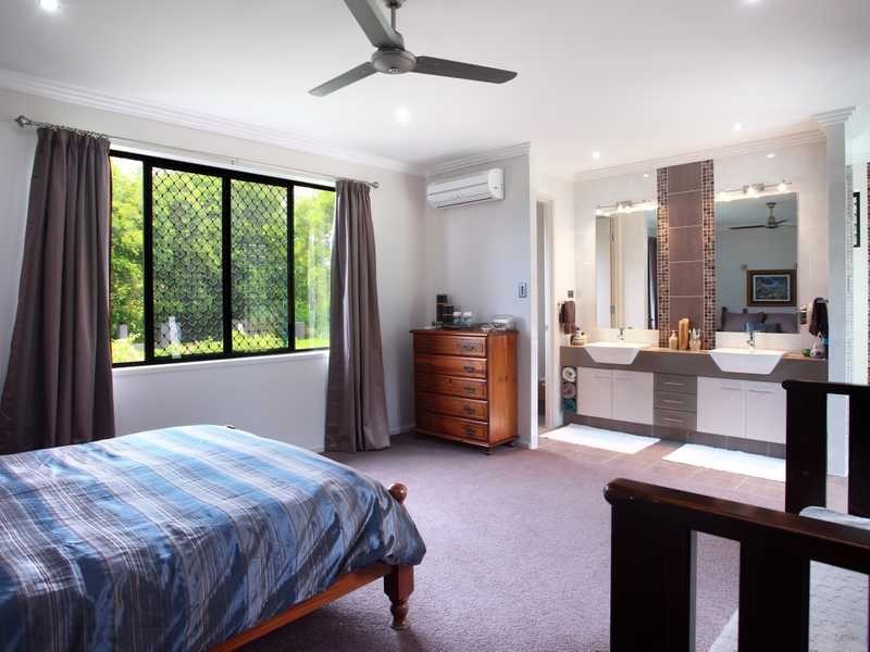 38 Golden Valley Place, Valdora QLD 4561