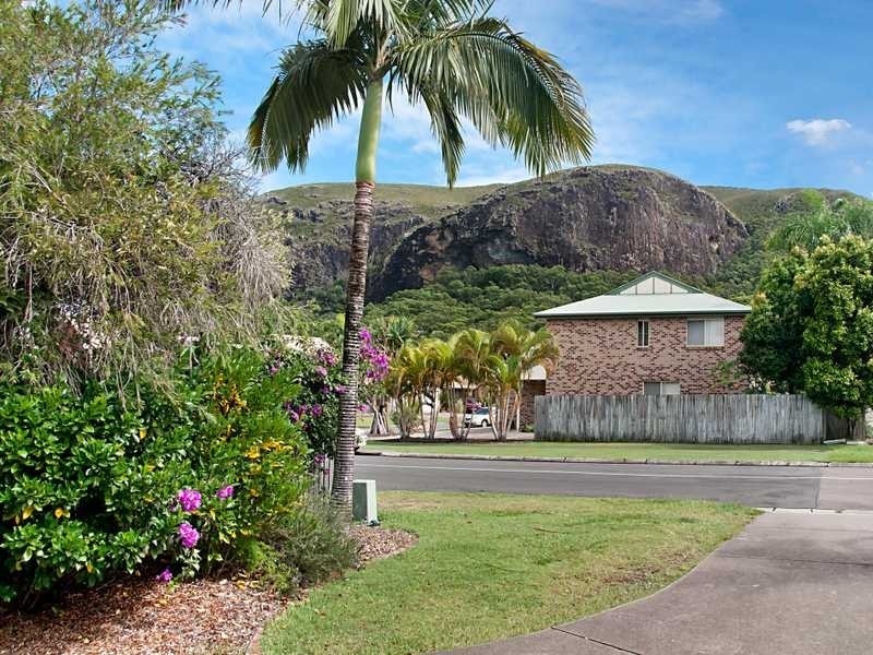 Unit 1/38 Jarnahill Drive, Mount Coolum QLD 4573