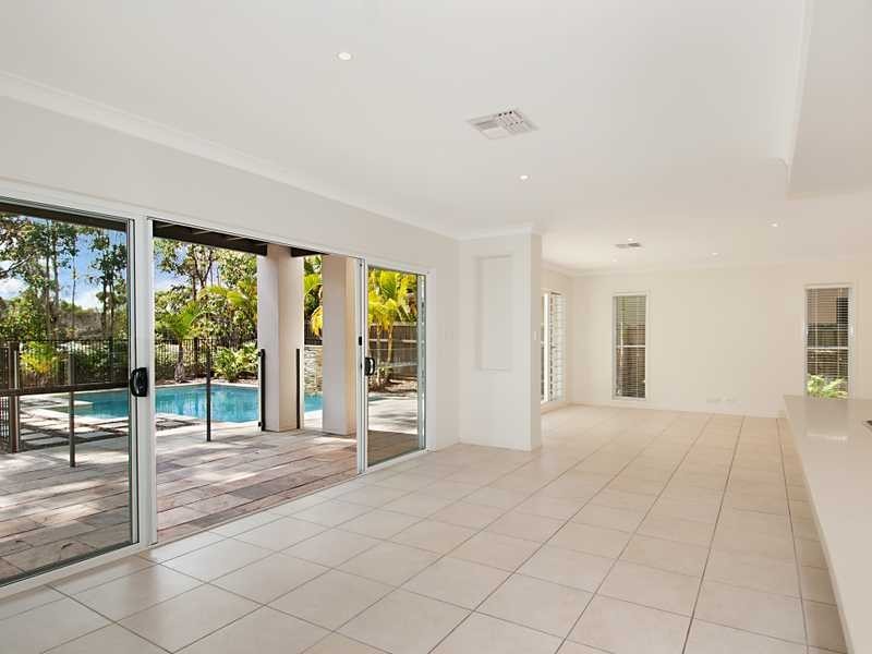 42 Lakeside Drive, Peregian Springs QLD 4573