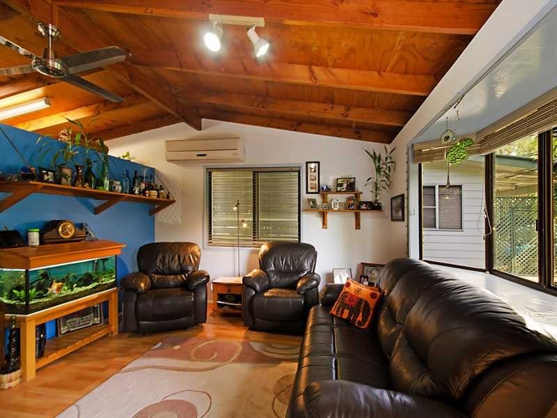 18 Lagoda Drive, Mount Coolum QLD 4573