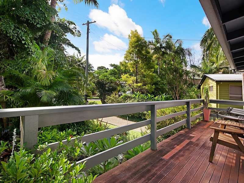 18 Lagoda Drive, Mount Coolum QLD 4573