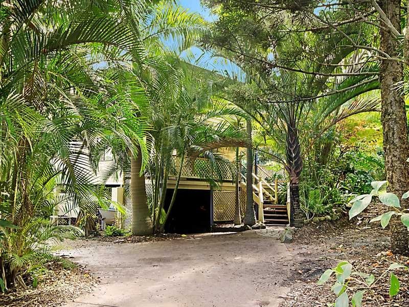 140 Suncoast Beach Drive, Mount Coolum QLD 4573