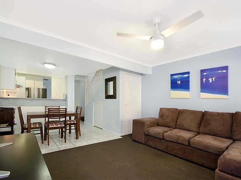 Unit 4/95 Yandina Coolum Road, Coolum Beach QLD 4573