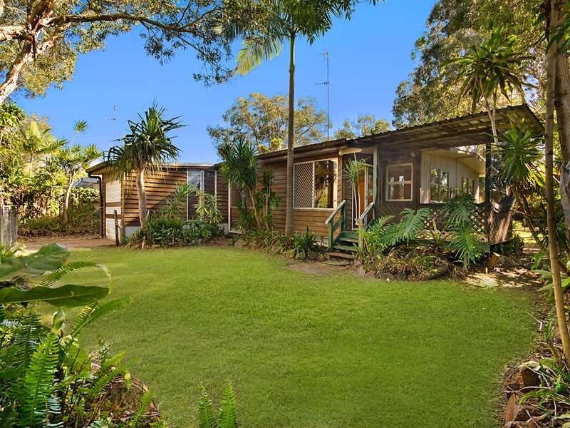 16 Spindrift Ave, Coolum Beach QLD 4573