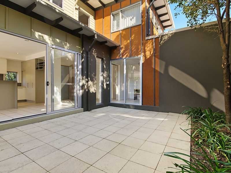 11 Boardwalk Blvd, Mount Coolum QLD 4573