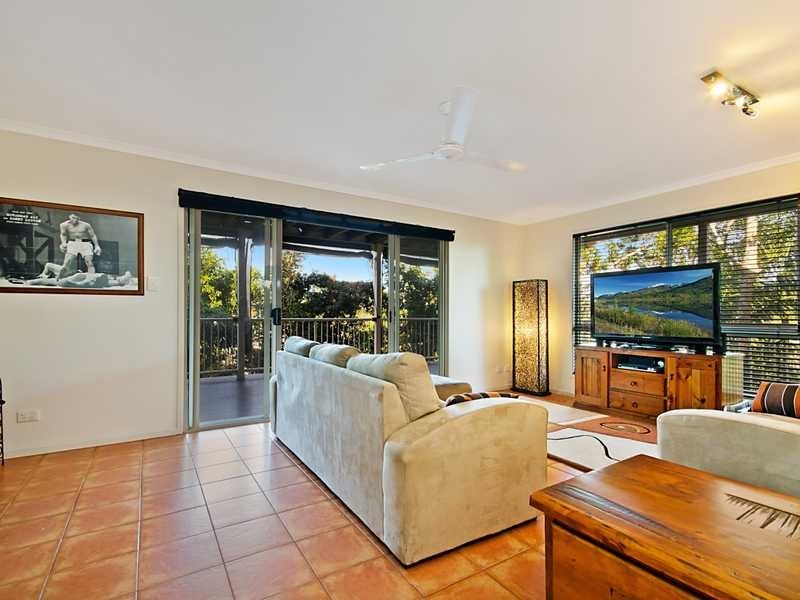 9 Amethyst Place, Yaroomba QLD 4573