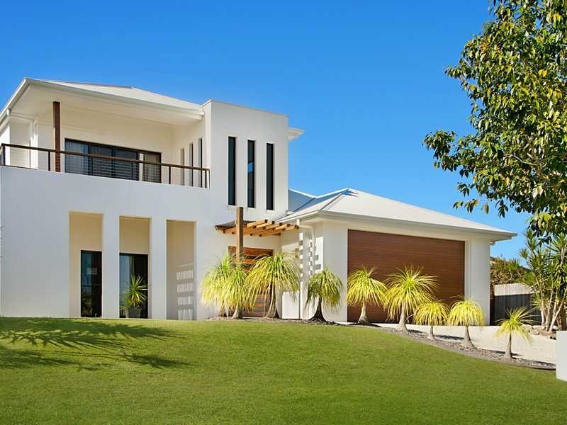18 Maddens Crescent, Peregian Springs QLD 4573