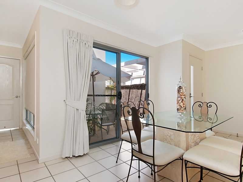 9 / 6 Suncoast Beach Drive, Mount Coolum QLD 4573