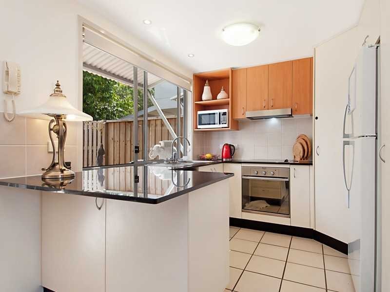 9 / 6 Suncoast Beach Drive, Mount Coolum QLD 4573