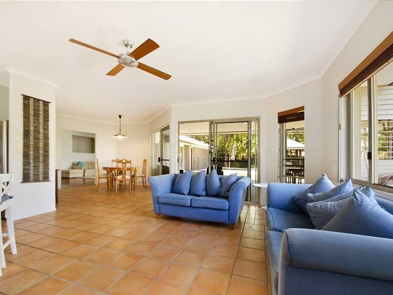 8 Scottlynd Street, Coolum Beach QLD 4573