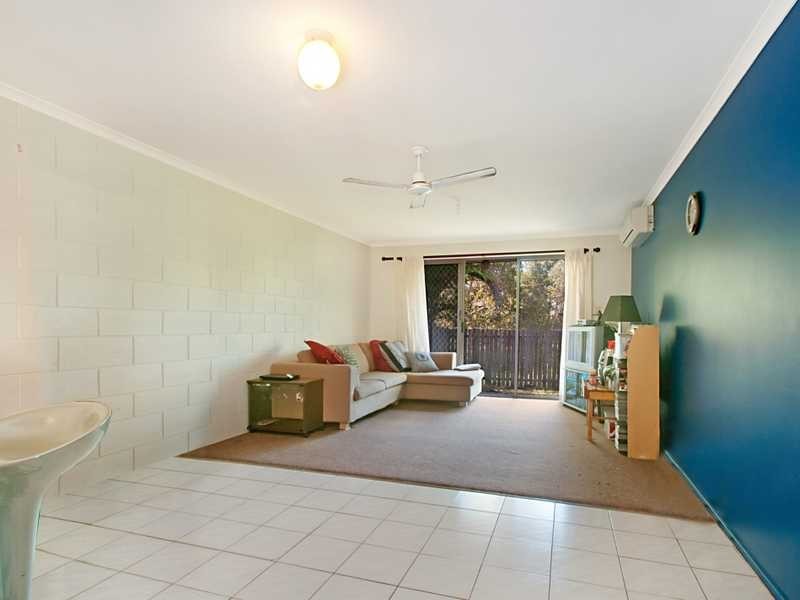 4 / 30 Jarnahill Drive, Mount Coolum QLD 4573