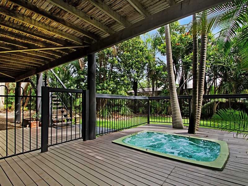 36 Lagoda Drive, Mount Coolum QLD 4573