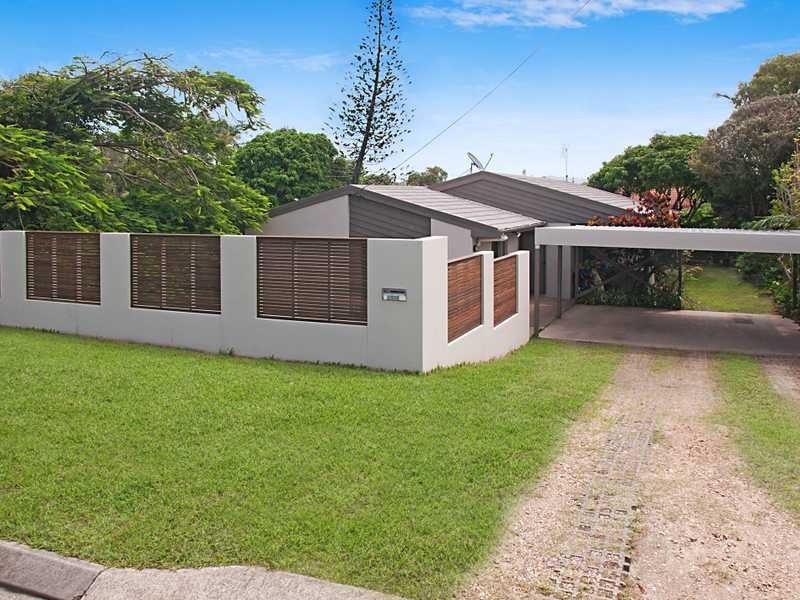 2 / 31 Second Avenue, Coolum Beach QLD 4573