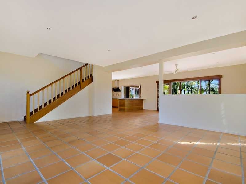 8 Mora Court, Coolum Beach QLD 4573