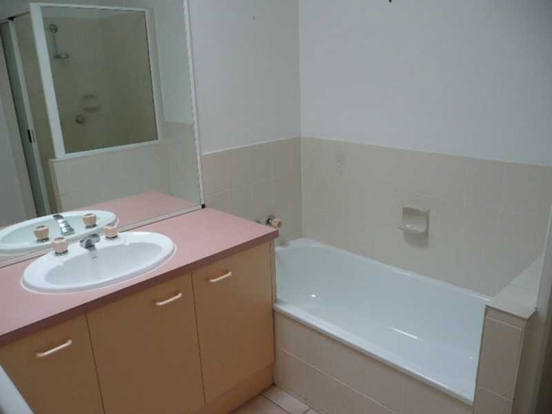 2 / 7 Wales Court, Mount Coolum QLD 4573