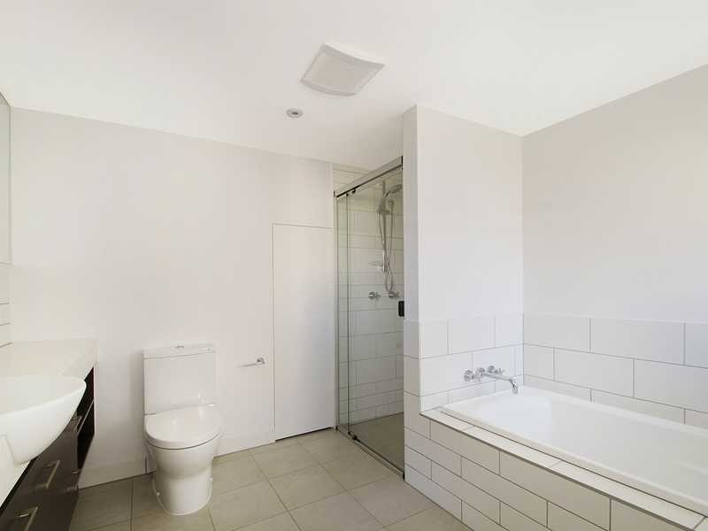56 / 42 Boardwalk Boulevard, Mount Coolum QLD 4573
