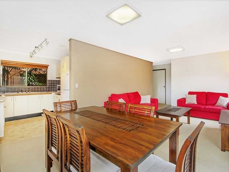 1/113 Coolum Terrace, Coolum Beach QLD 4573