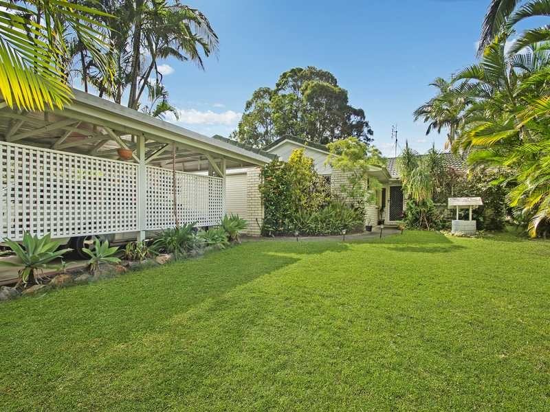100 Greenoaks Drive, Coolum Beach QLD 4573