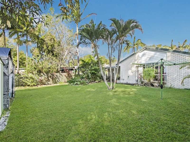 100 Greenoaks Drive, Coolum Beach QLD 4573