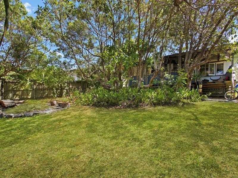 11 First Avenue, Coolum Beach QLD 4573